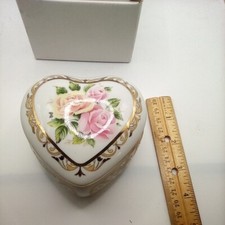 Bouquets love porcelain for sale  Oktaha