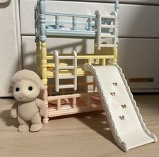 Sylvanian Families Sheep Baby Calico Critters com beliches e acessórios  comprar usado  Enviando para Brazil