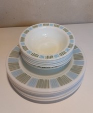 Dinner set vintage for sale  THETFORD