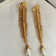 Schiaparelli new fish d'occasion  Expédié en Belgium