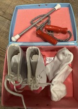 Estojo de transporte American Girl Maryellen patinação rockina e acessórios , usado comprar usado Estojo de transporte American Girl Maryellen patinação rockina e acessórios , usado comprar usado  Enviando para Brazil