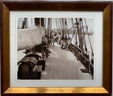 Używany, Fotografia Beken of Cowes Pokład jachtu żaglowego z marynarzami Livonia Vintage Maritim na sprzedaż  Wysyłka do Poland