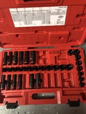 Juego de enchufes de impacto de onda de choque profunda MILWAUKEE 49-66-7009 43 piezas 3/8" Drive SAE y Met segunda mano  Embacar hacia Mexico