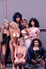 Póster fotográfico raro Motley Crue Nikki Sixx 1987 niñas, niñas, niñas segunda mano  Embacar hacia Mexico