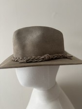 Estribos argentina suede for sale  PLYMOUTH