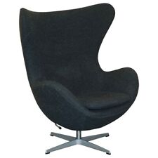 SILLA DE HUEVO FRITZ HANSEN ORIGINAL 1996 ESTAMPADA EN TELA NEGRA/GRIS segunda mano  Embacar hacia Argentina