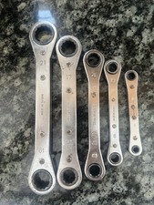 Set ratcheting box for sale Set ratcheting box for sale  ENFIELD