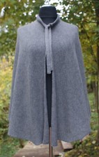 Cape poncho umhang gebraucht kaufen  Pfedelbach