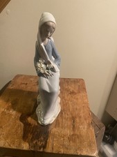 lladro girl calla lilies for sale lladro girl calla lilies for sale  Wilmette