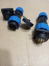 Connettori elettrici pin usato  Barcellona Pozzo di Gotto