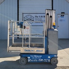 Electric vertical mast for sale  Chouteau