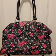 Bolsa tote/ioga Guess Big G coração preto e rosa grande bolsa de viagem fim de semana bolsa atlética , usado comprar usado Bolsa tote/ioga Guess Big G coração preto e rosa grande bolsa de viagem fim de semana bolsa atlética , usado comprar usado  Enviando para Brazil