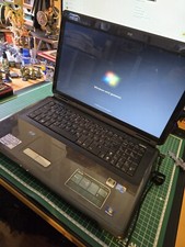 Asus laptop guter gebraucht kaufen  Zwenkau