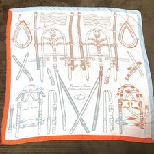 Hermes carre harnais d'occasion  Expédié en Belgium