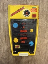 Tomy tricky traps usato  Battipaglia