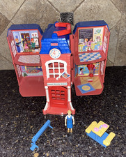 Usado, Fisher Price Sweet Streets School House, professor, viga de equilíbrio, mesa de almoço comprar usado  Enviando para Brazil