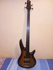 Basso elettrico ibanez usato  Asiago