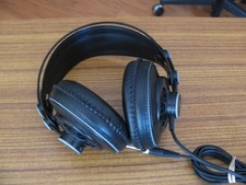 Fones de ouvido supra-auriculares Superlux HD681B testados ótimo estado de funcionamento comprar usado Fones de ouvido supra-auriculares Superlux HD681B testados ótimo estado de funcionamento comprar usado  Enviando para Brazil