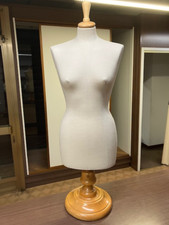 Busto donna sartoriale usato  Barzano