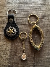 Lot vintage keychains for sale  Valleyford