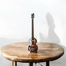 Miniature Replica Paul McCartney Hofner Violin Bass Guitar – 26 cm, usado comprar usado  Enviando para Brazil