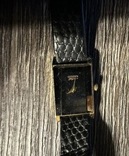 Relógio fino feminino Citizen Elegance pulseira de couro preto rosto preto. Bateria nova!, usado comprar usado  Enviando para Brazil