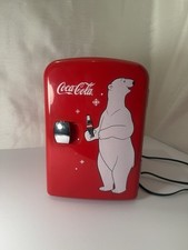 Mini geladeira Coca Cola Koolatron KWC-4 bancada quente fria 6 latas urso polar comprar usado  Enviando para Brazil