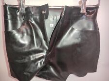 Pantalons shorts latex d'occasion  Expédié en France