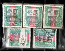 500 francobolli serie usato  Pescara