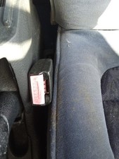 Attache ceinture gauche d'occasion  Escout