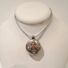 Pendentif boite ghau d'occasion  Montpellier-