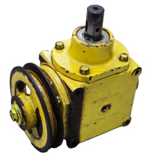 Usado, Caixa de engrenagens cortador de grama AM106078 John Deere 755 855 trator 60" com polia recondicionada comprar usado  Enviando para Brazil