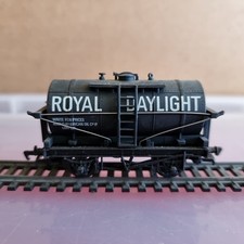 Mainline 134 tank for sale  DERBY