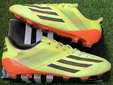 Scarpe calcio adidas usato  Spedire a Italy