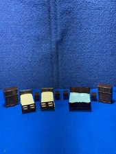 Usado, Lote de móveis de quarto vintage para casa de bonecas Renwal camas de solteiro cômoda peito Nightstan comprar usado  Enviando para Brazil