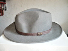 Abbigliamento accessori cappel usato  San Pietro in Casale