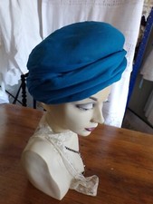 Blue silk headdress d'occasion  Expédié en Belgium