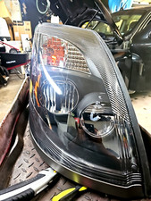 vnl black volvo headlight for sale vnl black volvo headlight for sale Wilton