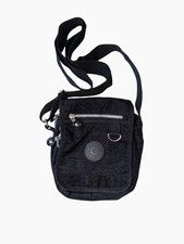 Bolsa de viagem Urban Sport náilon tiracolo preta fecho com zíper  comprar usado Bolsa de viagem Urban Sport náilon tiracolo preta fecho com zíper  comprar usado  Enviando para Brazil