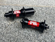 Usado, Conjunto de cubos DT Swiss 240s 32H Shimano aro freio liberação rápida comprar usado Usado, Conjunto de cubos DT Swiss 240s 32H Shimano aro freio liberação rápida comprar usado  Enviando para Brazil