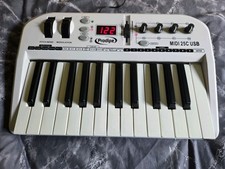 m audio oxygen 8 for sale  PERTH