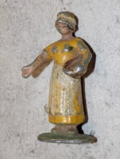 Figurine alu fermière d'occasion  Digoin