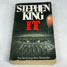 Livro de terror IT Stephen King brochura 1987, usado comprar usado Livro de terror IT Stephen King brochura 1987, usado comprar usado  Enviando para Brazil