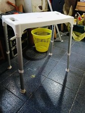 Sgabello per doccia usato  Casapesenna