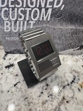 Ultra Raro RELÓGIO DIGITAL NIXON THE DORK COM PULSEIRA DE METAL - EXCELENTE ESTADO! comprar usado  Enviando para Brazil