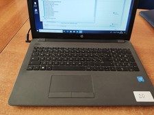 Notebook portatile con usato  Valenzano