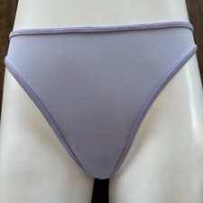 Calcinha Tanga Victoria's Secret Tactel Roxa Tamanho Médio 10/2002 Nova Com Etiqueta comprar usado  Enviando para Brazil