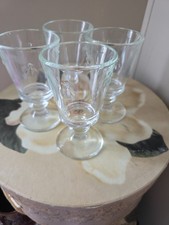 4 taças de vinho com haste La Rochere Bee transparente incolor, 8 fl oz, 5 1/2" de altura comprar usado  Enviando para Brazil