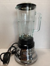 Liquidificador comercial Waring Pro modelo 51BL16 jarro de vidro 2 velocidades cromado 40 oz comprar usado Liquidificador comercial Waring Pro modelo 51BL16 jarro de vidro 2 velocidades cromado 40 oz comprar usado  Enviando para Brazil