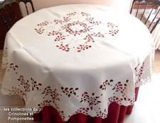Nappe brodee ronde d'occasion  Cosne-Cours-sur-Loire